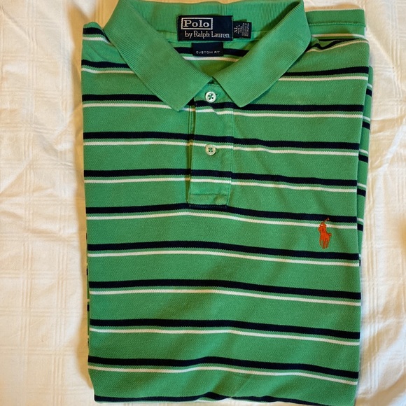 Ralph Lauren Men.Worn in good condition. Collar on 2 small discoloration - Picture 5 of 10